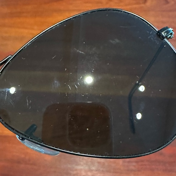 Ray Ban Aviator Classic Polarized Sunglasses - Picture 9 of 9